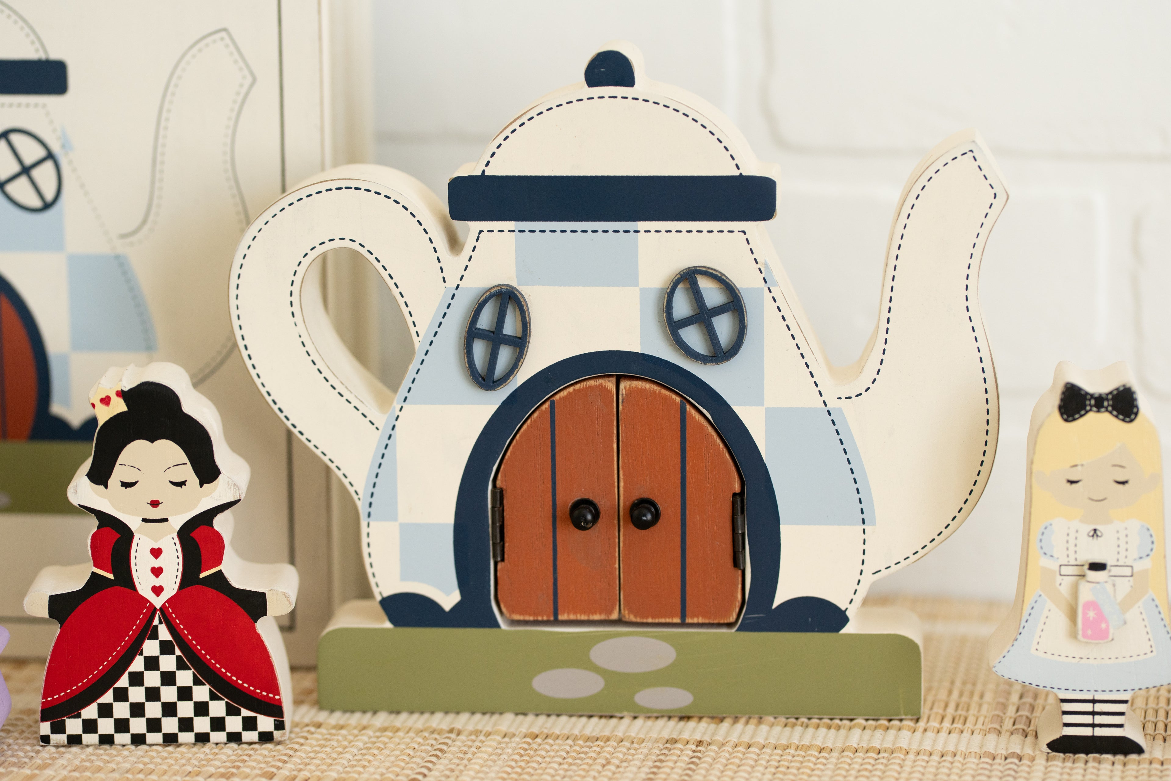 Wood Storybook Set - Alice in Wonderland | Woodland Story Books Collection (Set of 7)