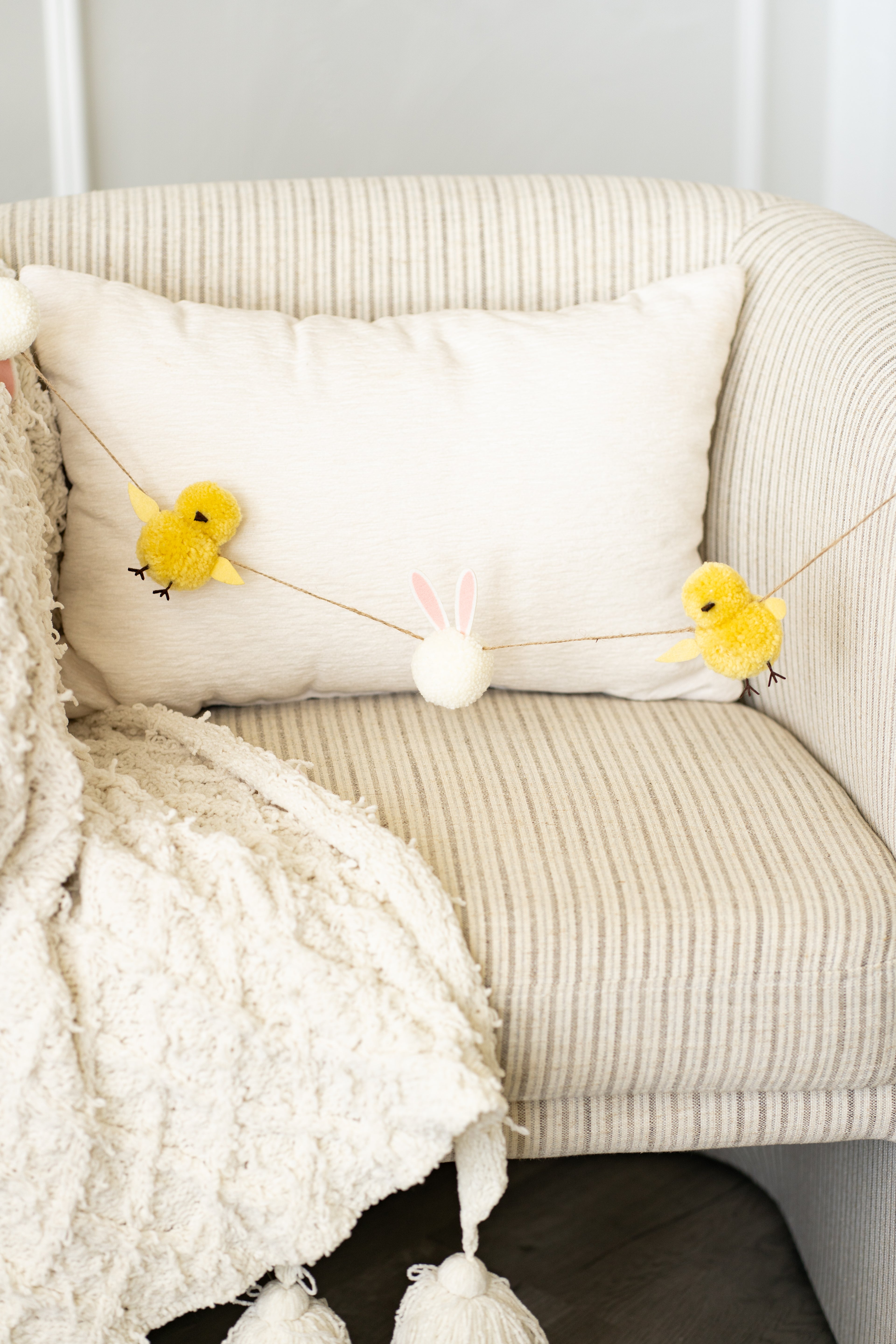 5ft Pom Pom Garland - Bunny and Chick | Bunnies and Blooms Collection