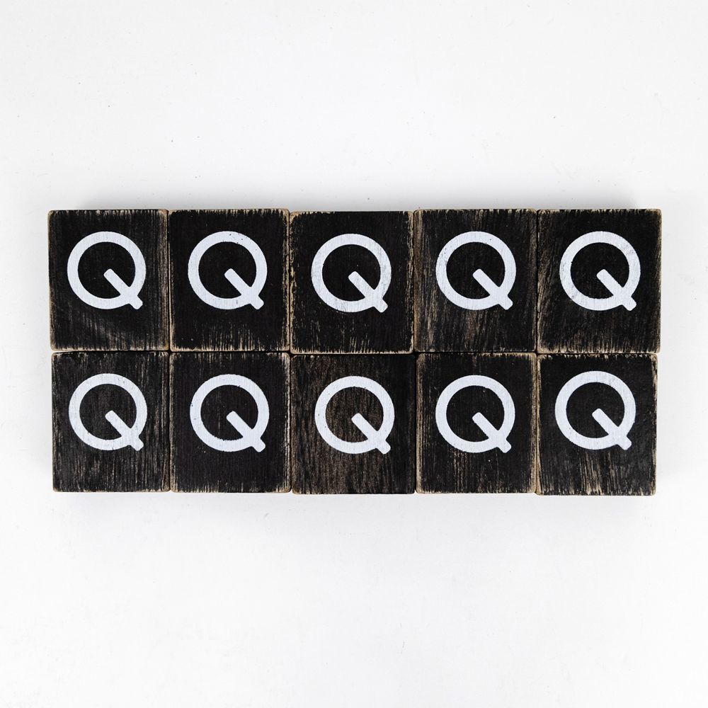 Wood Letter Tiles - "Q" Black & White (Set of 10) | Letterboard Collection