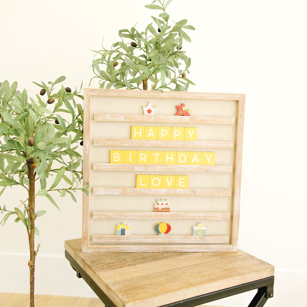 19" Wood Framed Letterboard - Natural