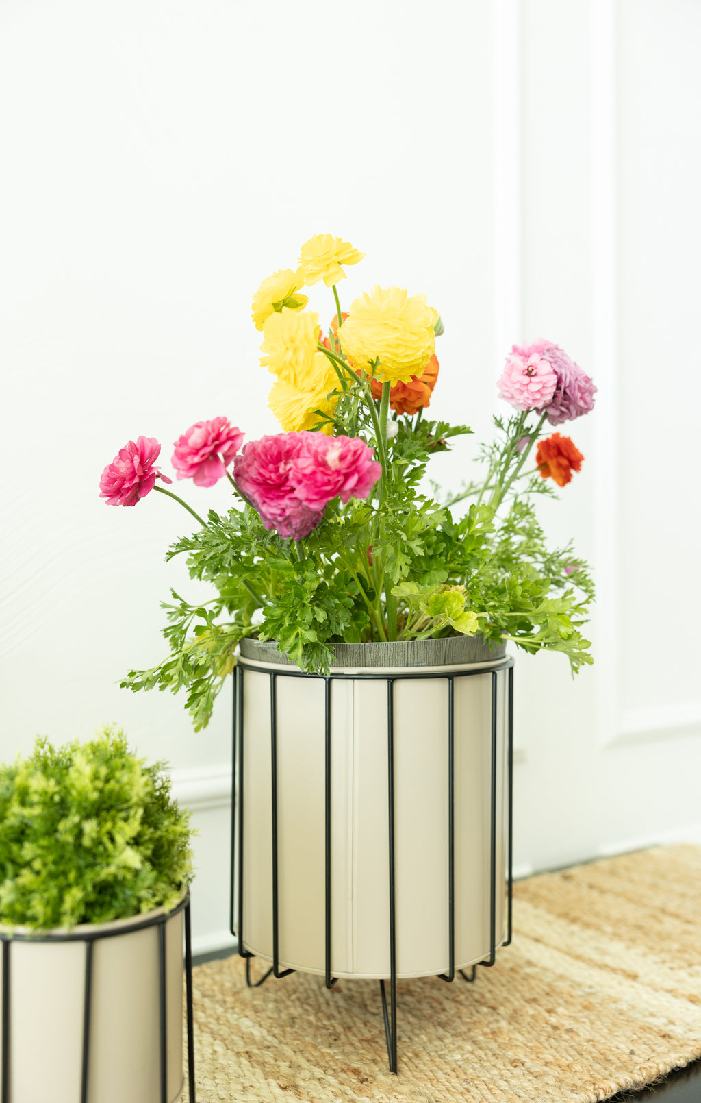 10x12x10 Iron Flower Pots with Stand (Set of 3) - Tan and Black | Sundara Collection