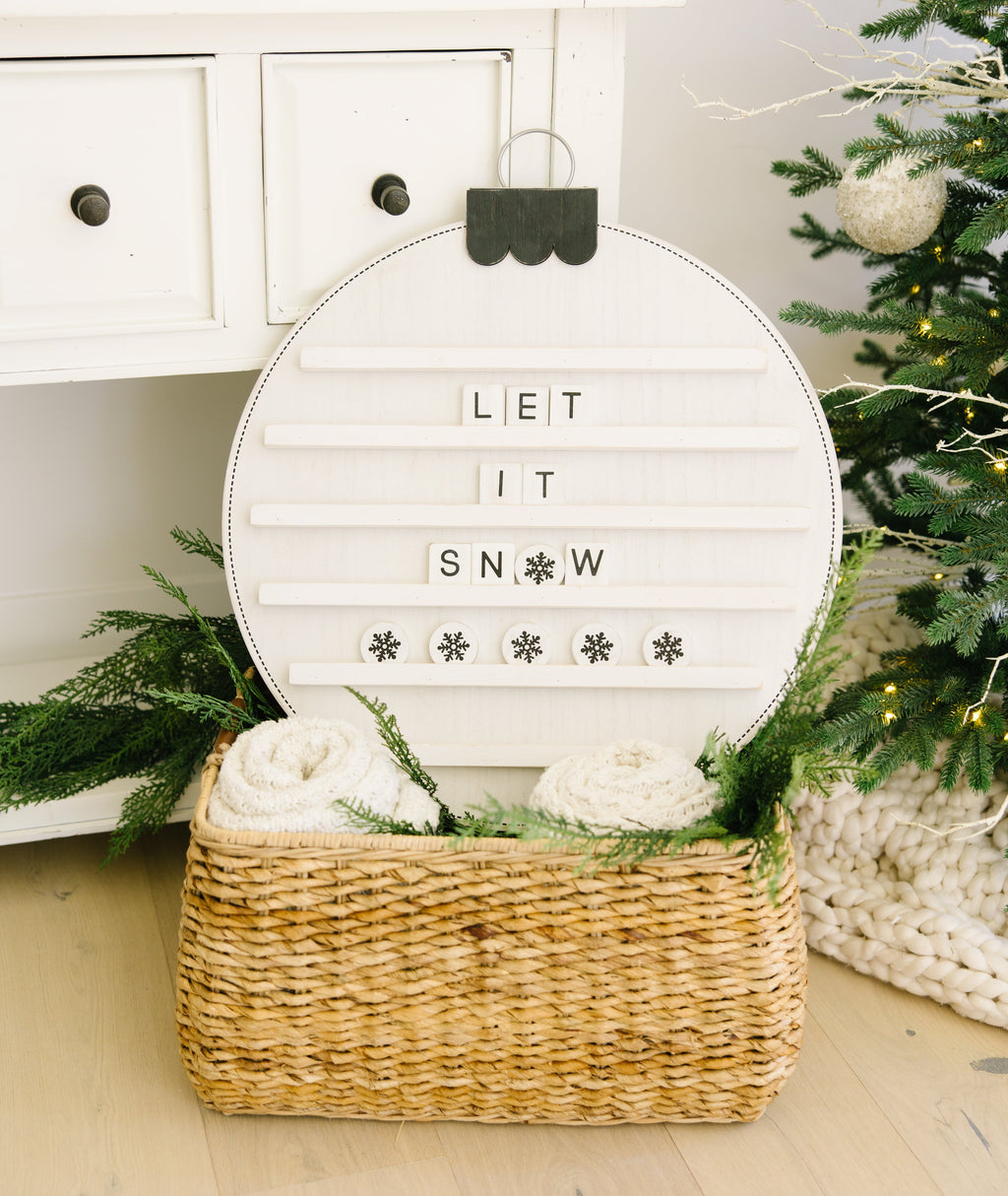 25" Round Wood Ornament Letterboard - White and Black