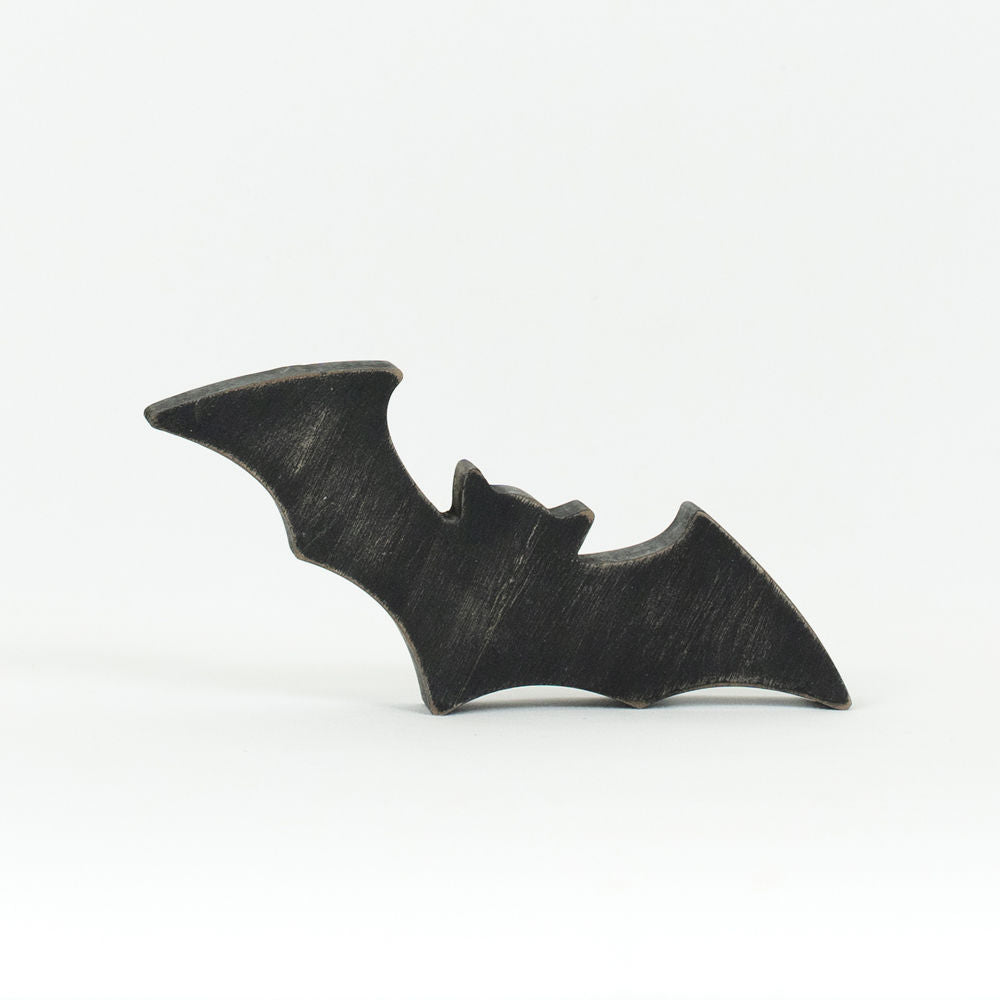 7.25" X 3" X 1" Wood Cutout (Bat) Black