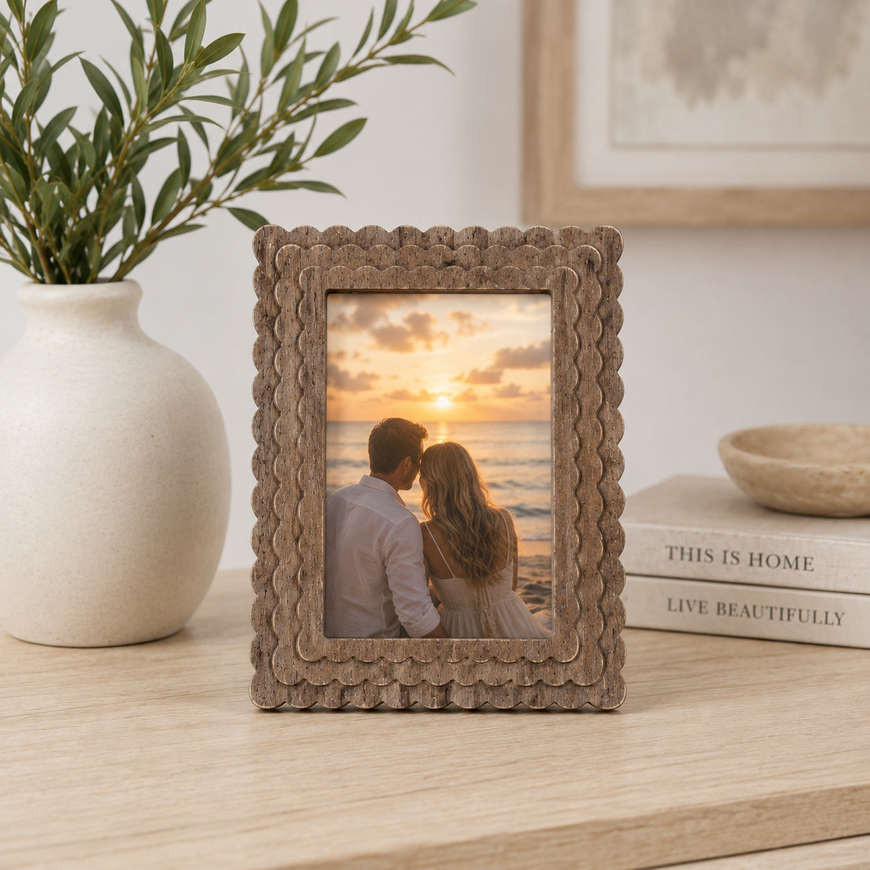 6" x 8" Scalloped Picture Frame - Espresso | Holds 4x6 Photo
