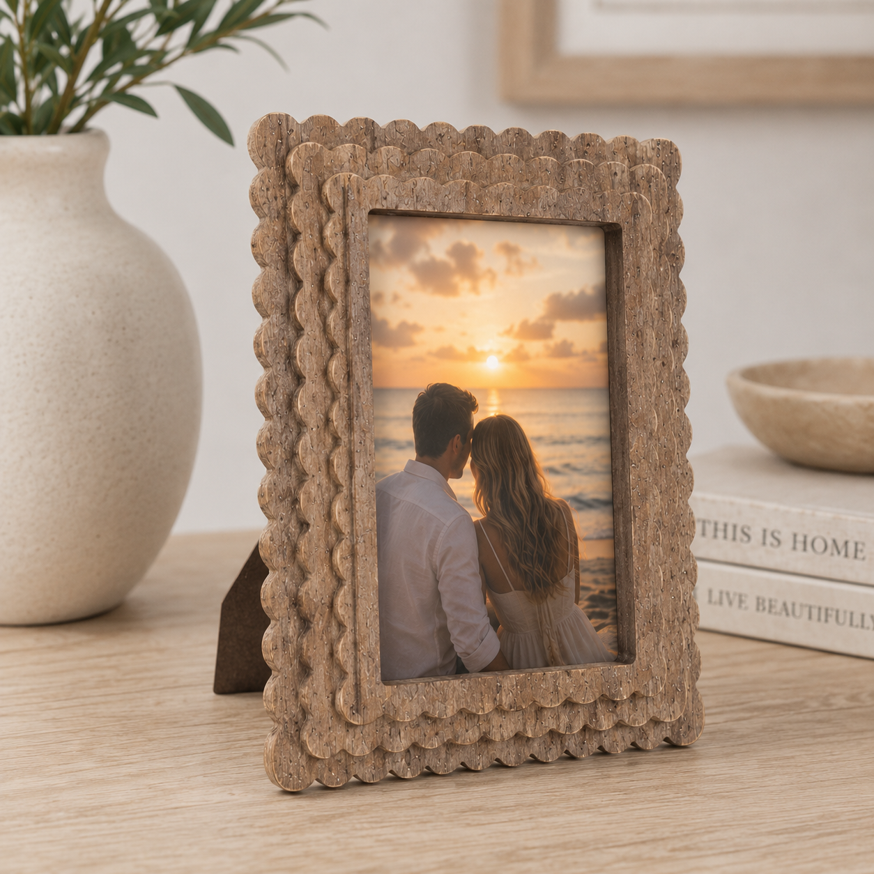 6" x 8" Scalloped Picture Frame - Espresso | Holds 4x6 Photo