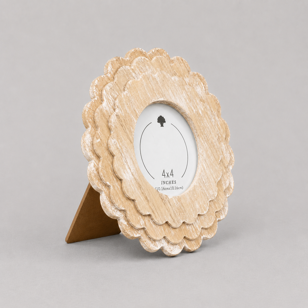 Natural round scalloped wood picture frame holding a 4x4 photo