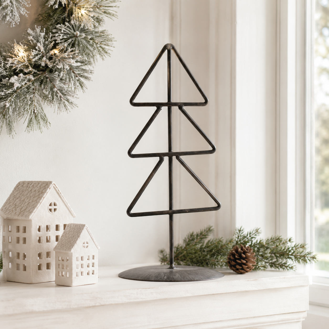 10" Metal Christmas Tree on Stand - Triangle | Black
