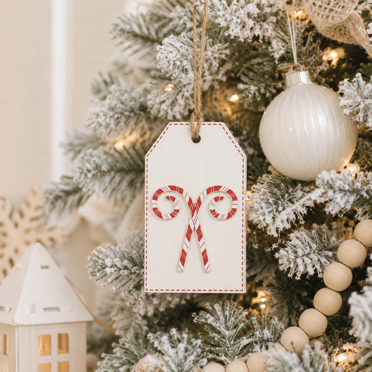5" Reversible Wood Tag - Merry and Candy | Red and White