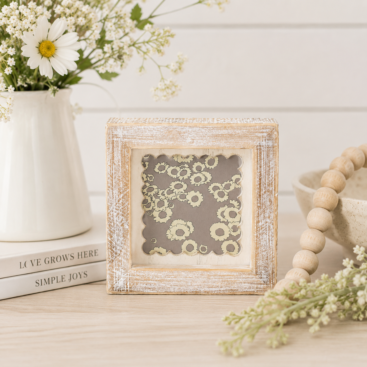 5" Reversible Wood Frame Sign - Flower | Scallop Collection