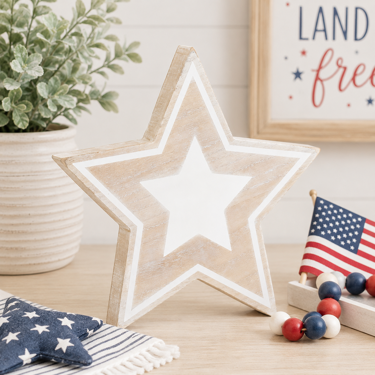 8" Chunky Wood Shape - Star | Natural and White