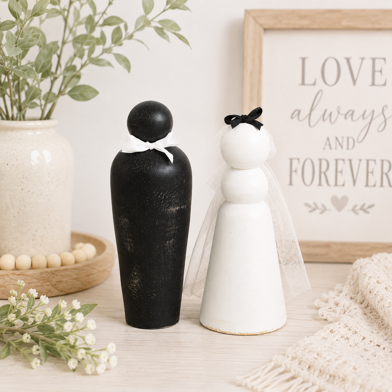 7" Chunky Wood Shape Set - Couple (Set of 2) | Black and White