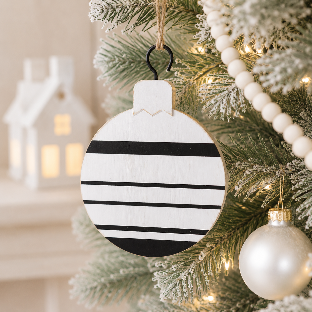 5" Reversible Wood Ornament - Stripe | White and Black