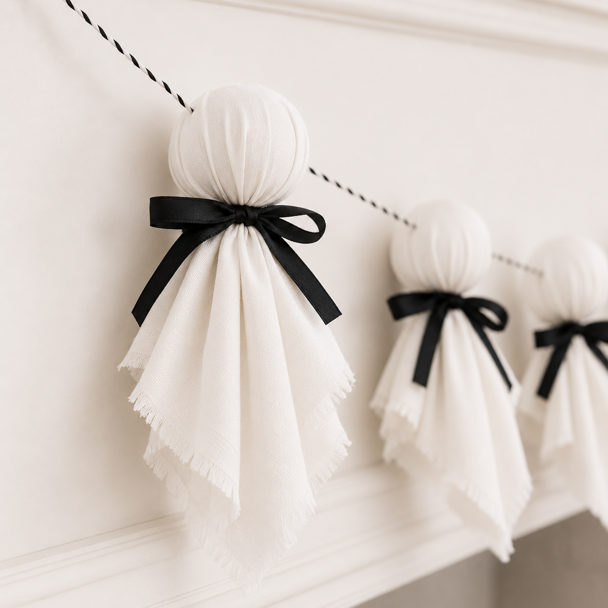 60" Cloth Garland - Ghosts | White and Black