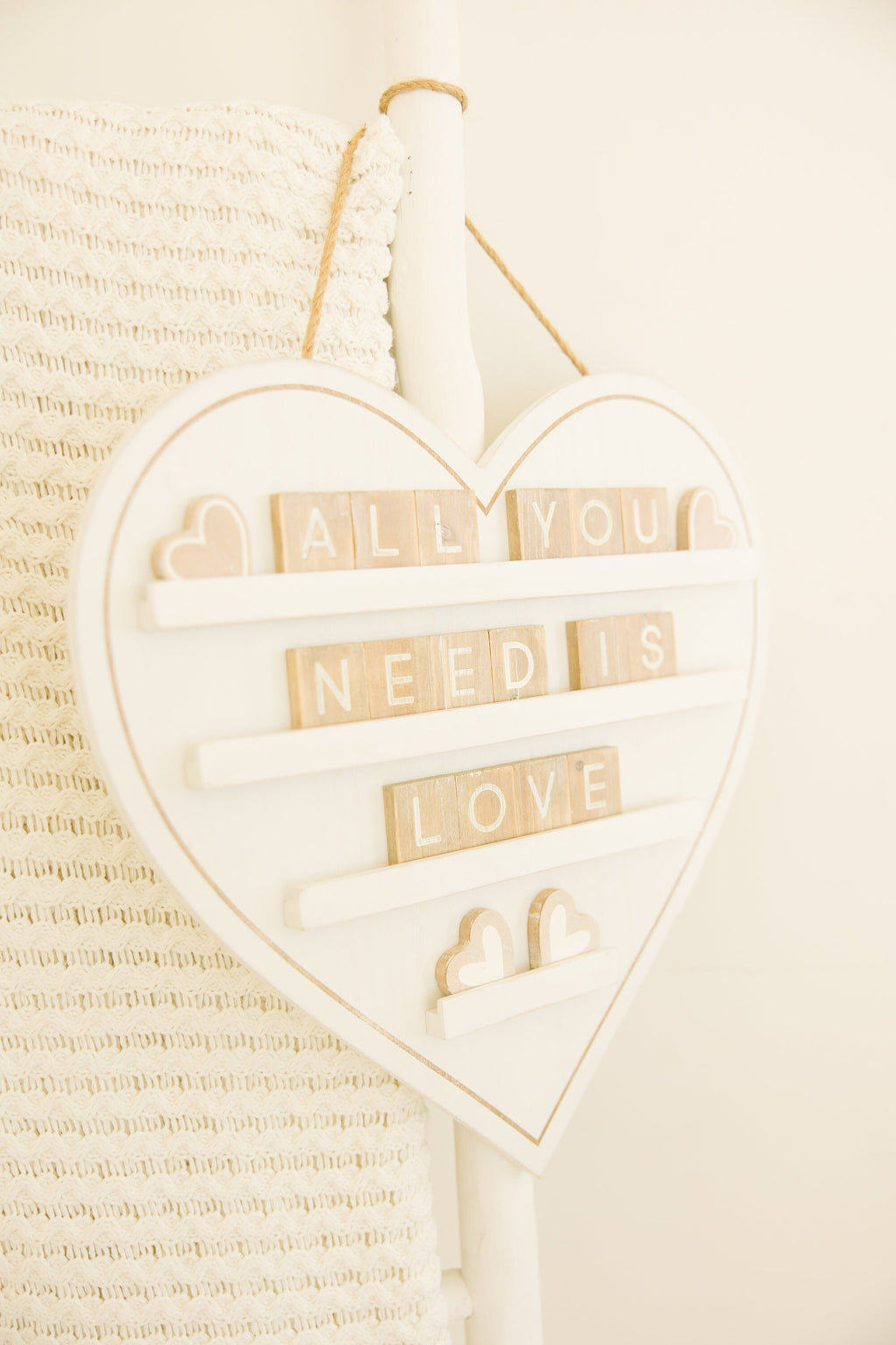 18" Hanging Wood Letterboard - Heart | White